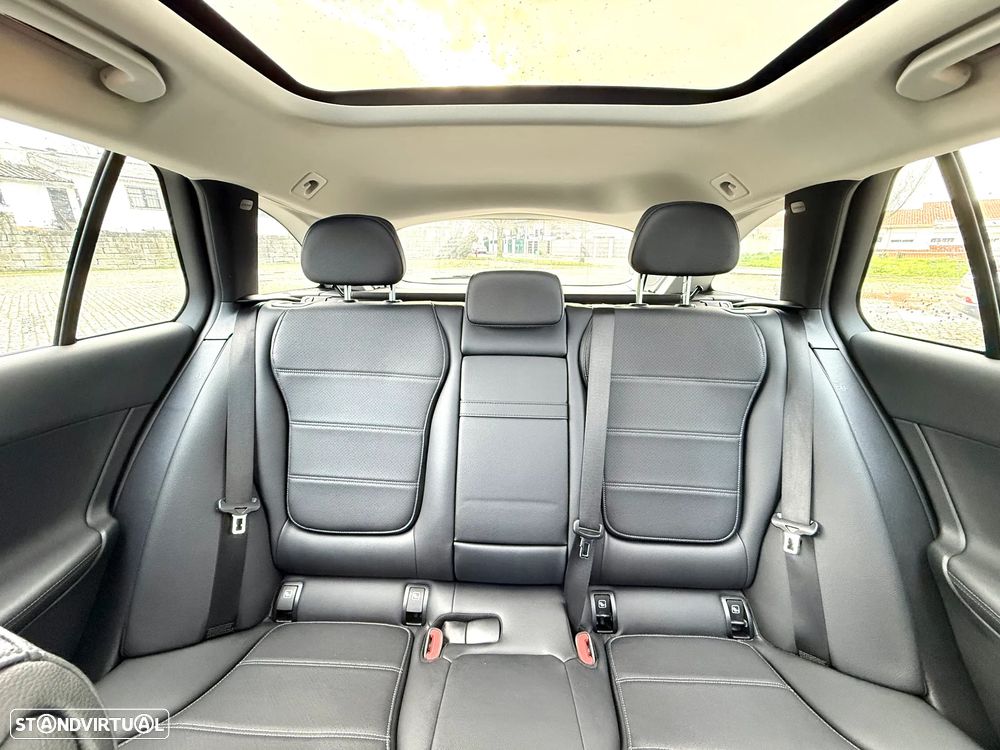 Mercedes-Benz C 300 - 17