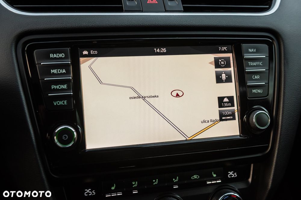 Skoda Octavia 2.0 TDI DSG RS - 14