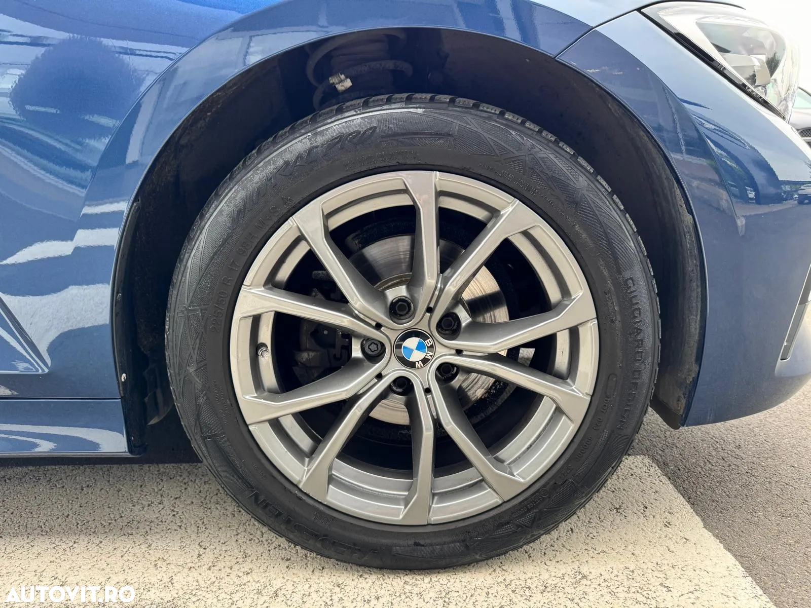 BMW Seria 3 318i Aut. Sport Line - 22