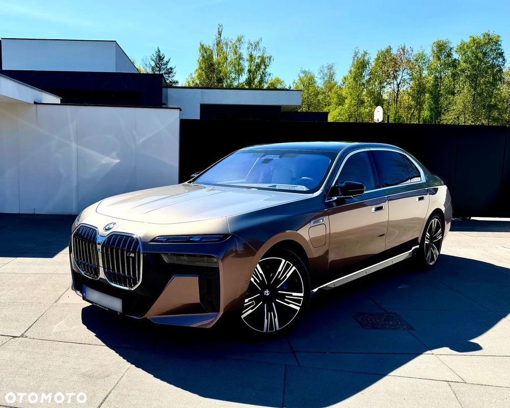 BMW Seria 7 M760e PHEV xDrive sport - 2