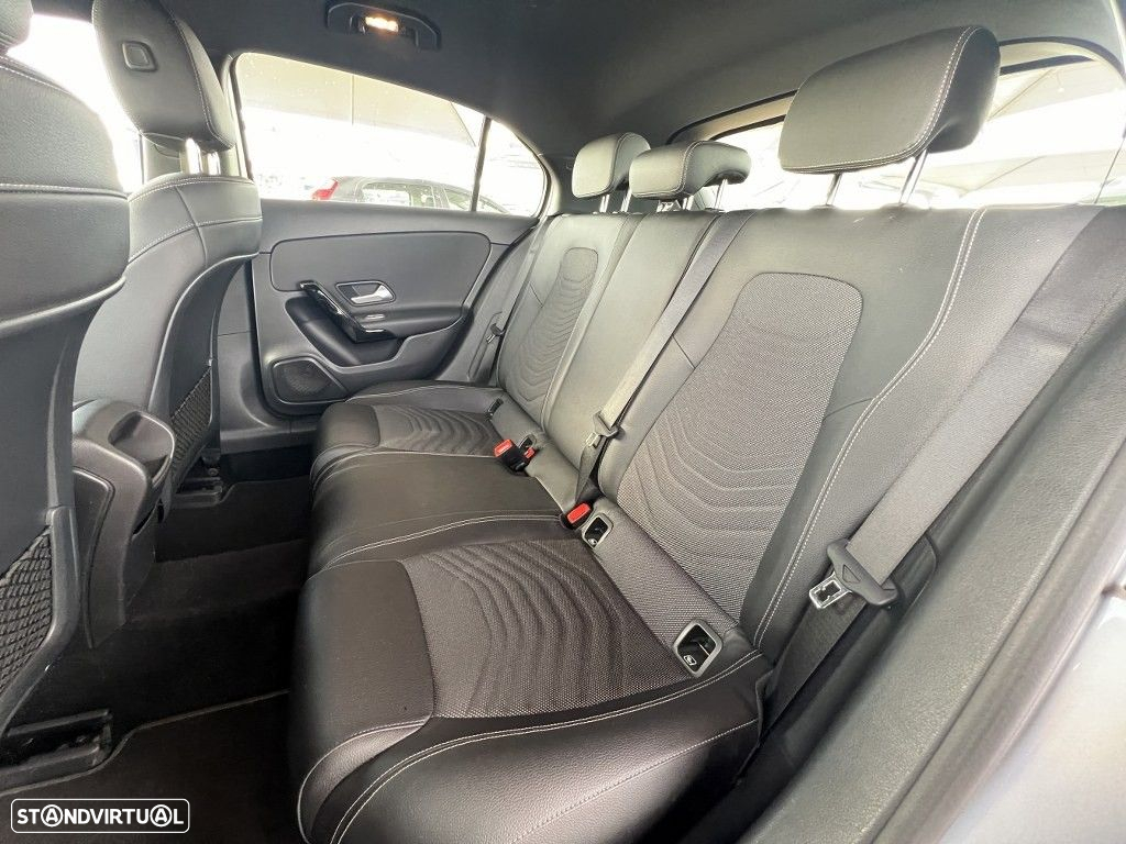 Mercedes-Benz A 180 d Style Plus Aut. - 25
