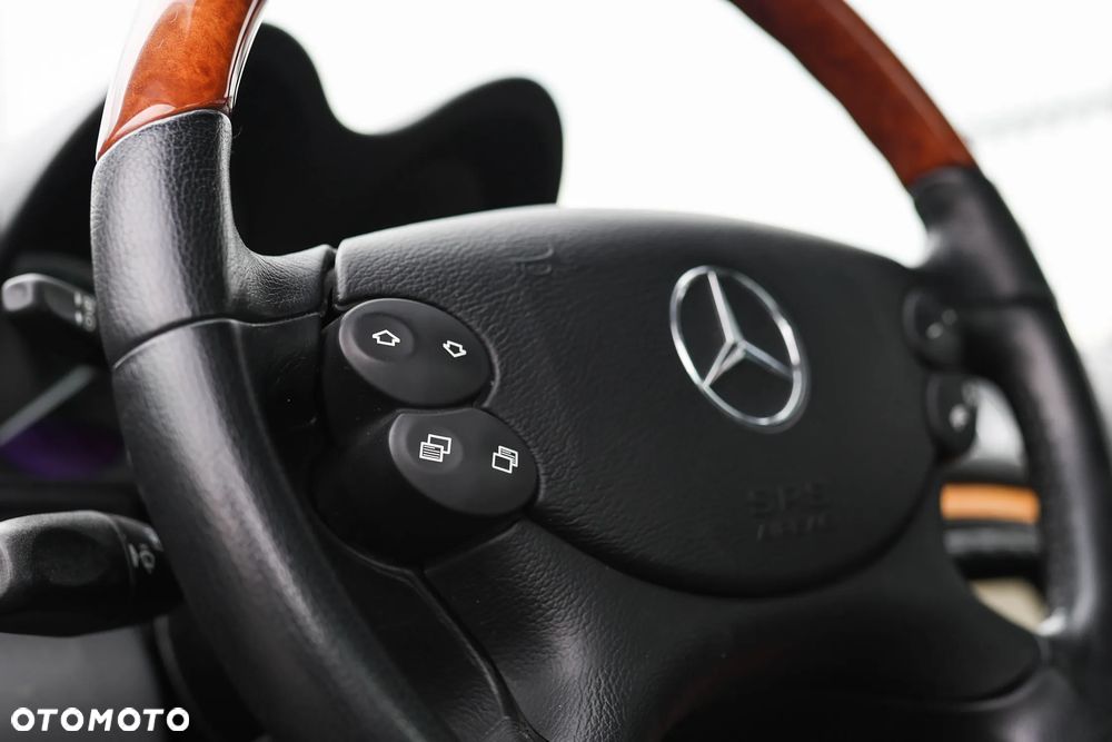 Mercedes-Benz SL 500 - 20