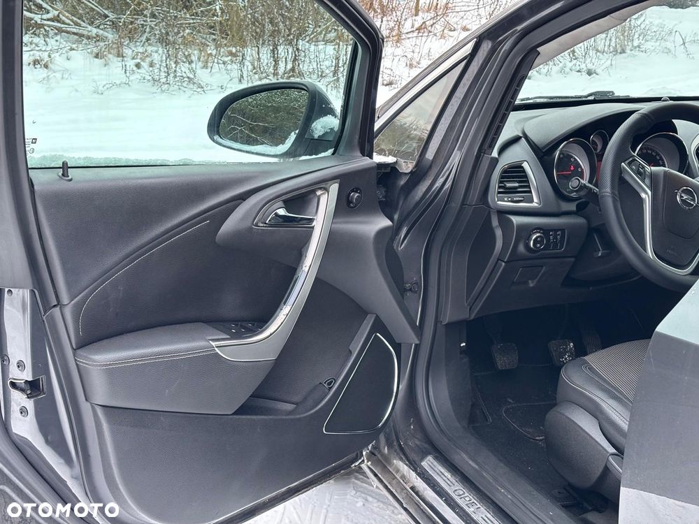 Opel Astra 1.7 CDTI Cosmo - 18