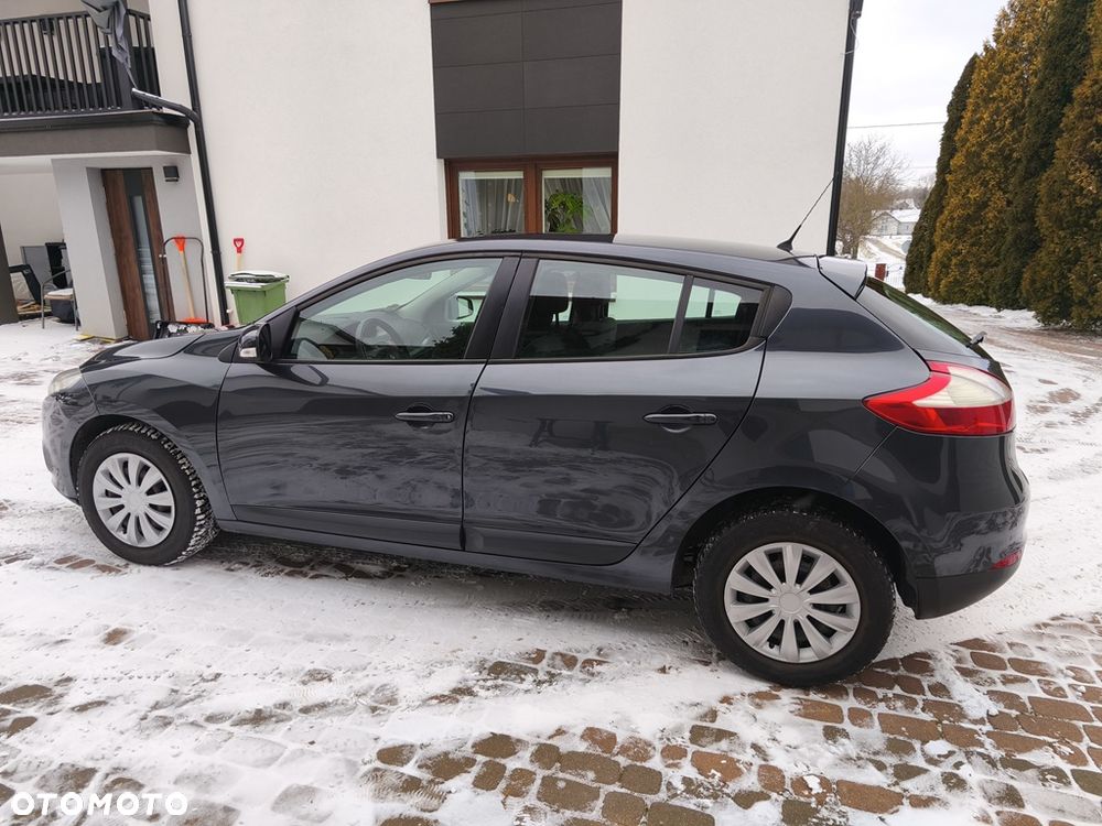 Renault Megane 1.6 16V 100 Authentique - 17