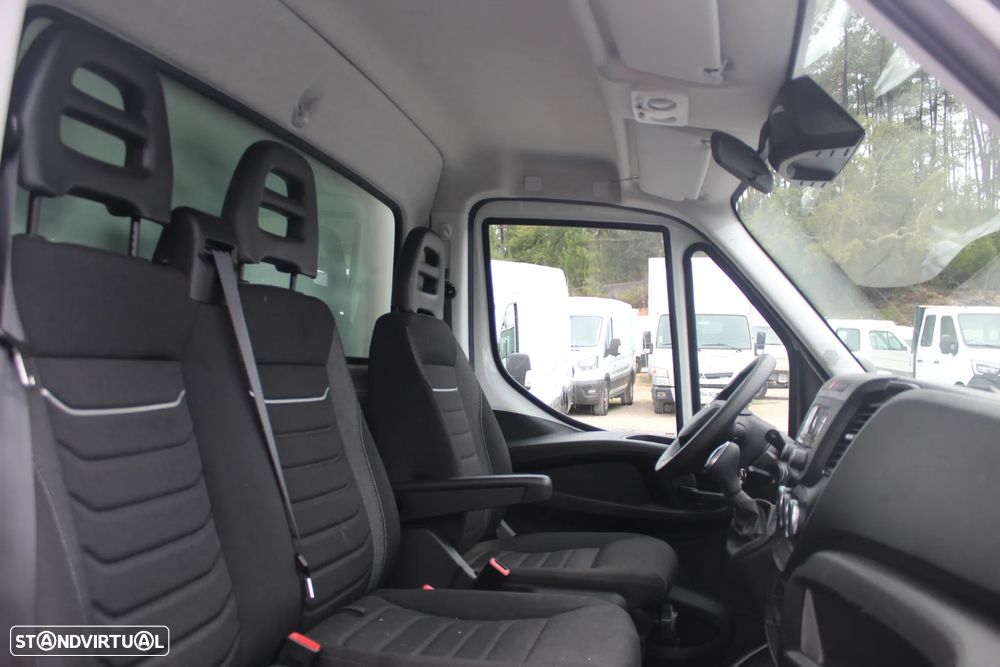 Iveco DAILY 35-160 HiMatic // 2025 - 8