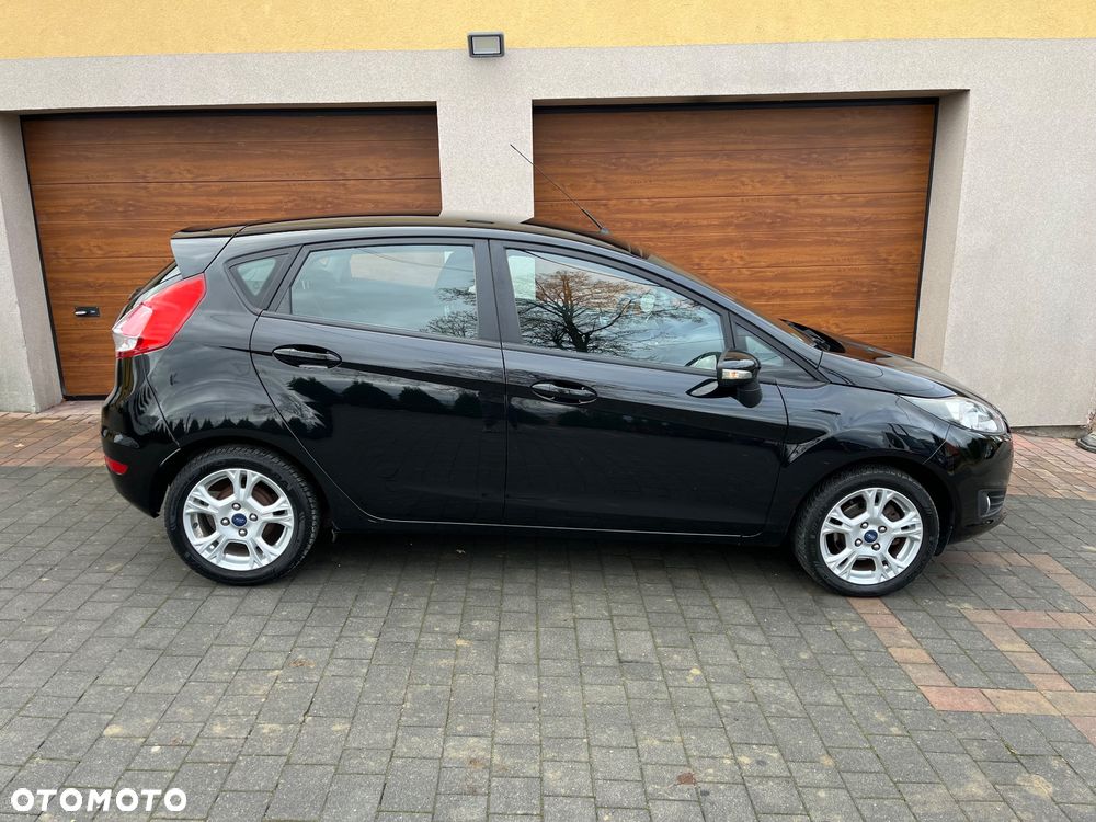 Ford Fiesta 1.25 Ghia - 7