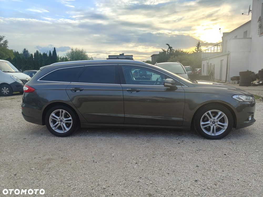 Ford Mondeo - 8