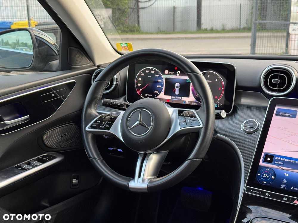 Mercedes-Benz Klasa C 220 d mHEV - 32
