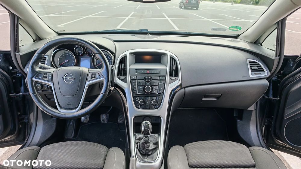 Opel Astra 1.4 T Cosmo - 15