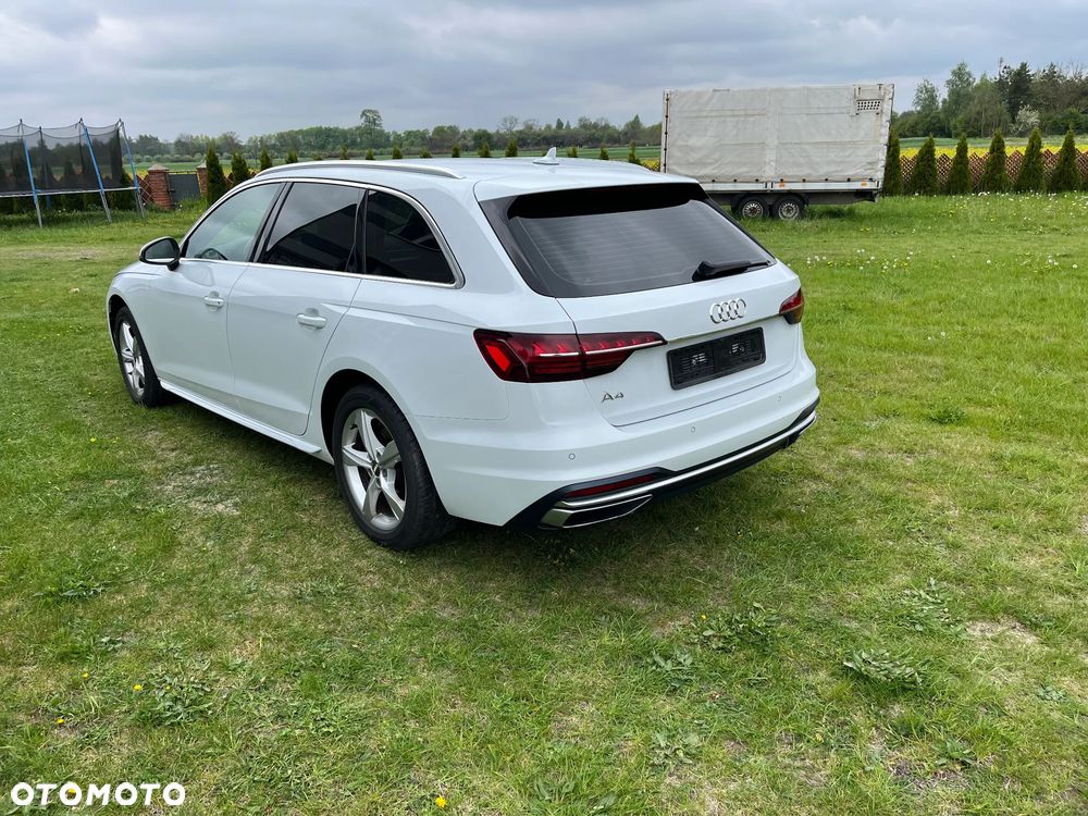 Audi A4 Avant - 4