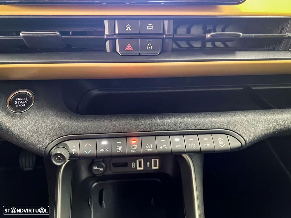 Jeep Avenger 1.2 GSE T3 Summit - 18