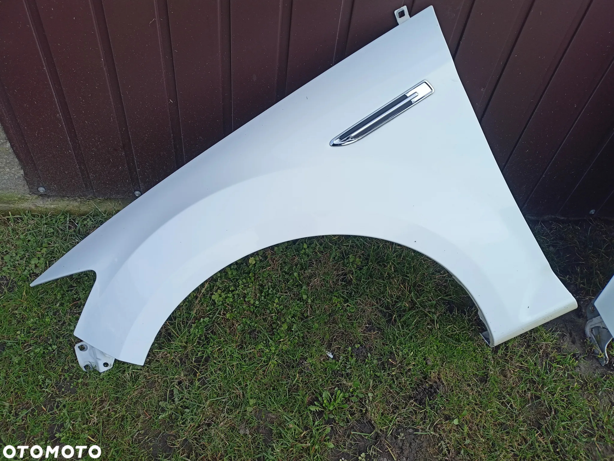 MASKA ZDERZAK MONDEO MK4 LIFT F6 - 8