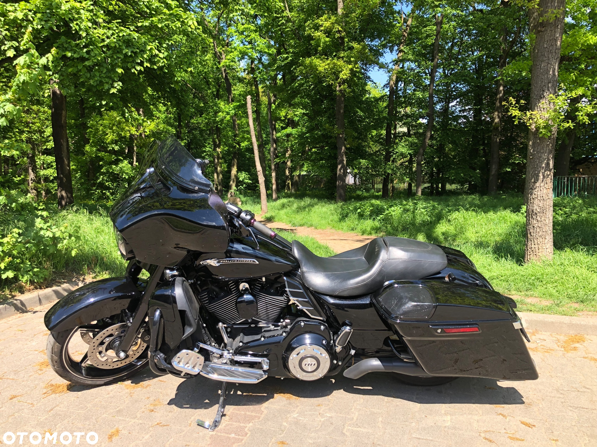 Harley-Davidson CVO Street Glide - 14