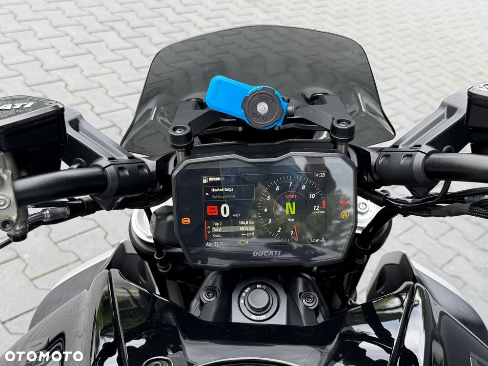 Ducati Diavel - 24