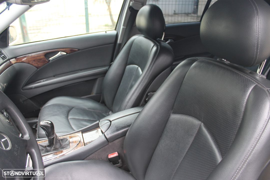 Mercedes Classe E W211 de 2004 - 11