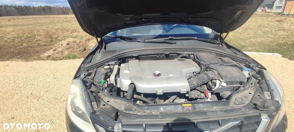 Volvo XC 60 D5 AWD - 18