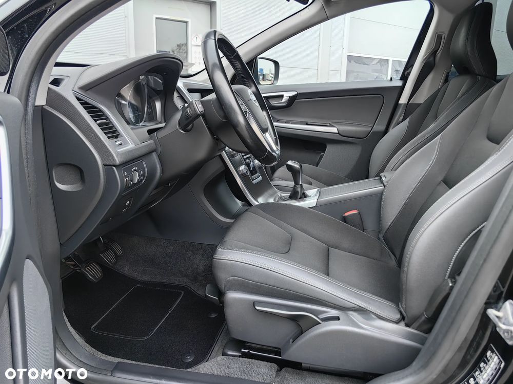 Volvo XC 60 D4 Kinetic - 20