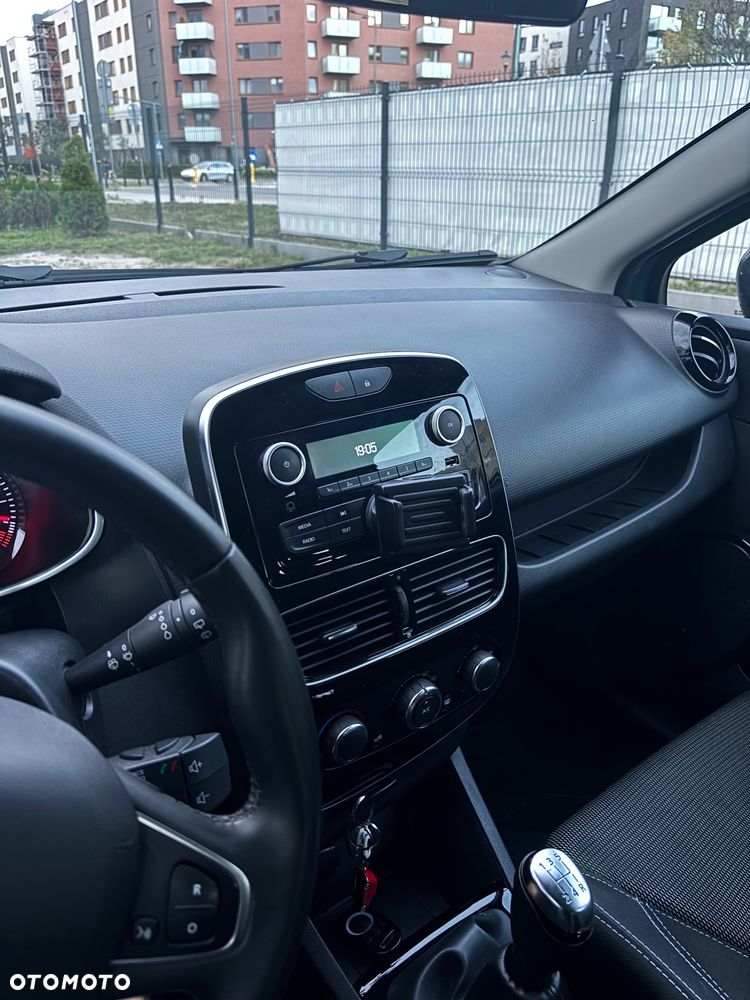 Renault Clio - 12