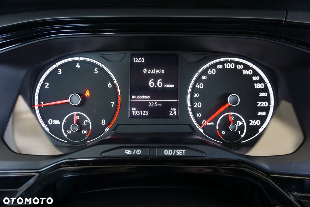 Volkswagen Polo 1.0 TSI Comfortline - 24