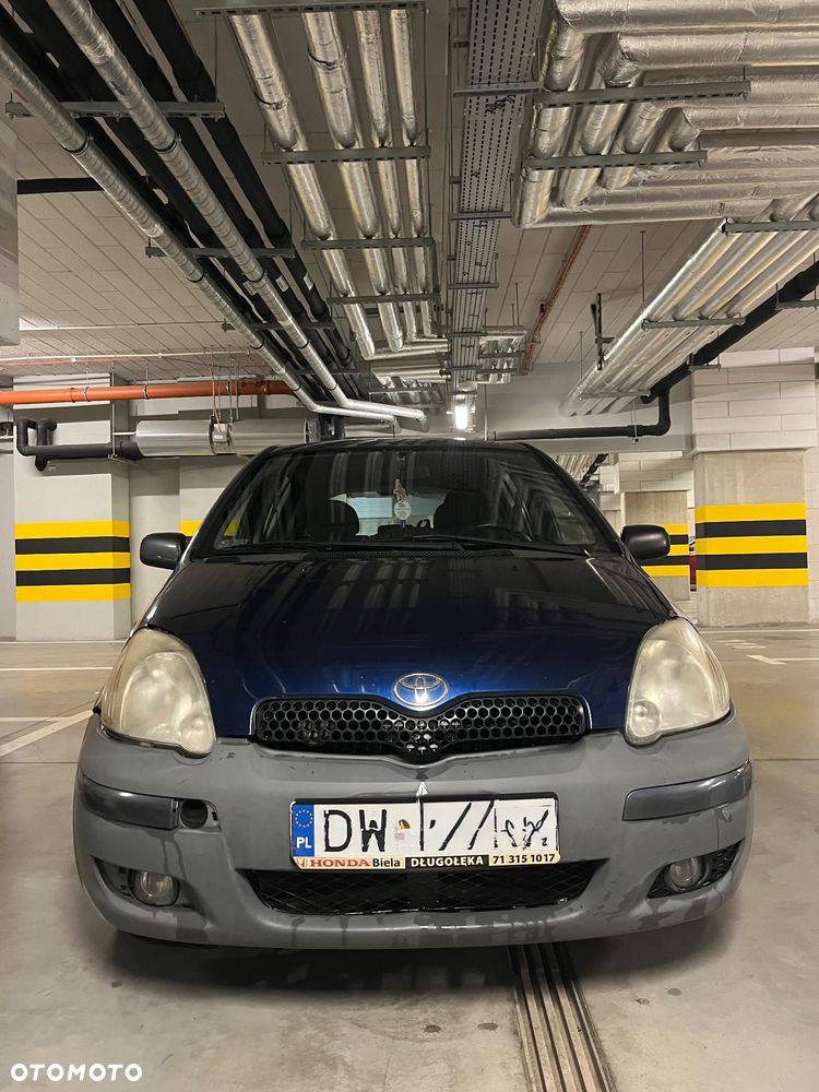 Toyota Yaris - 6
