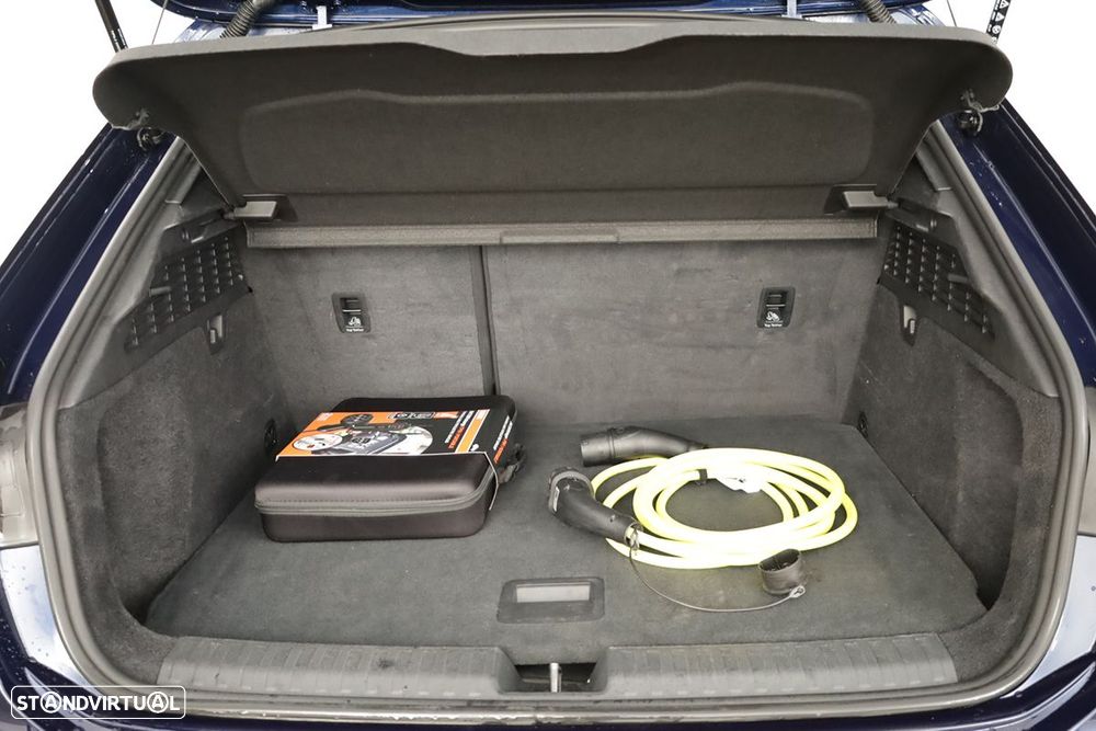 Audi A3 Sportback 45 TFSIe S line - 25