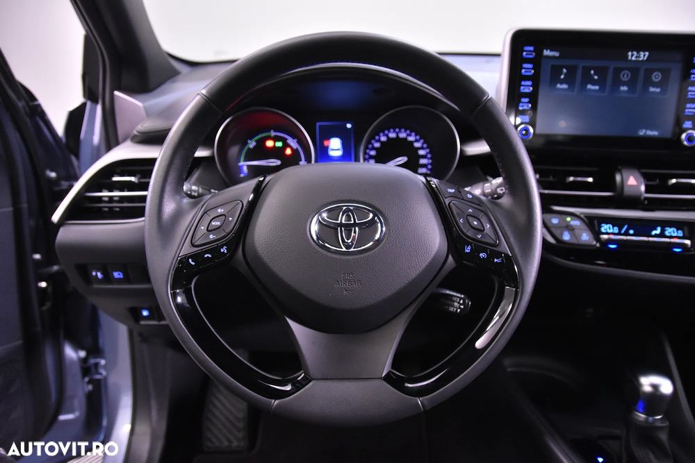 Toyota C-HR - 16