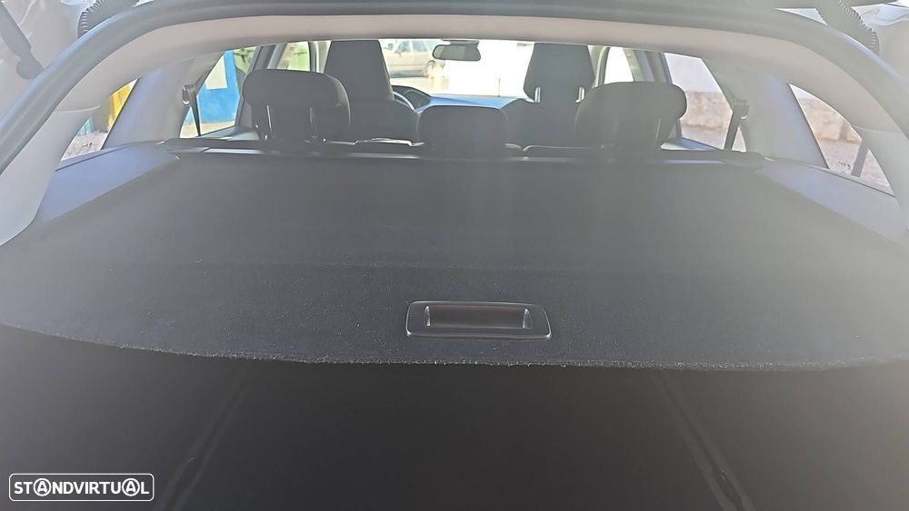Peugeot 308 SW - 11