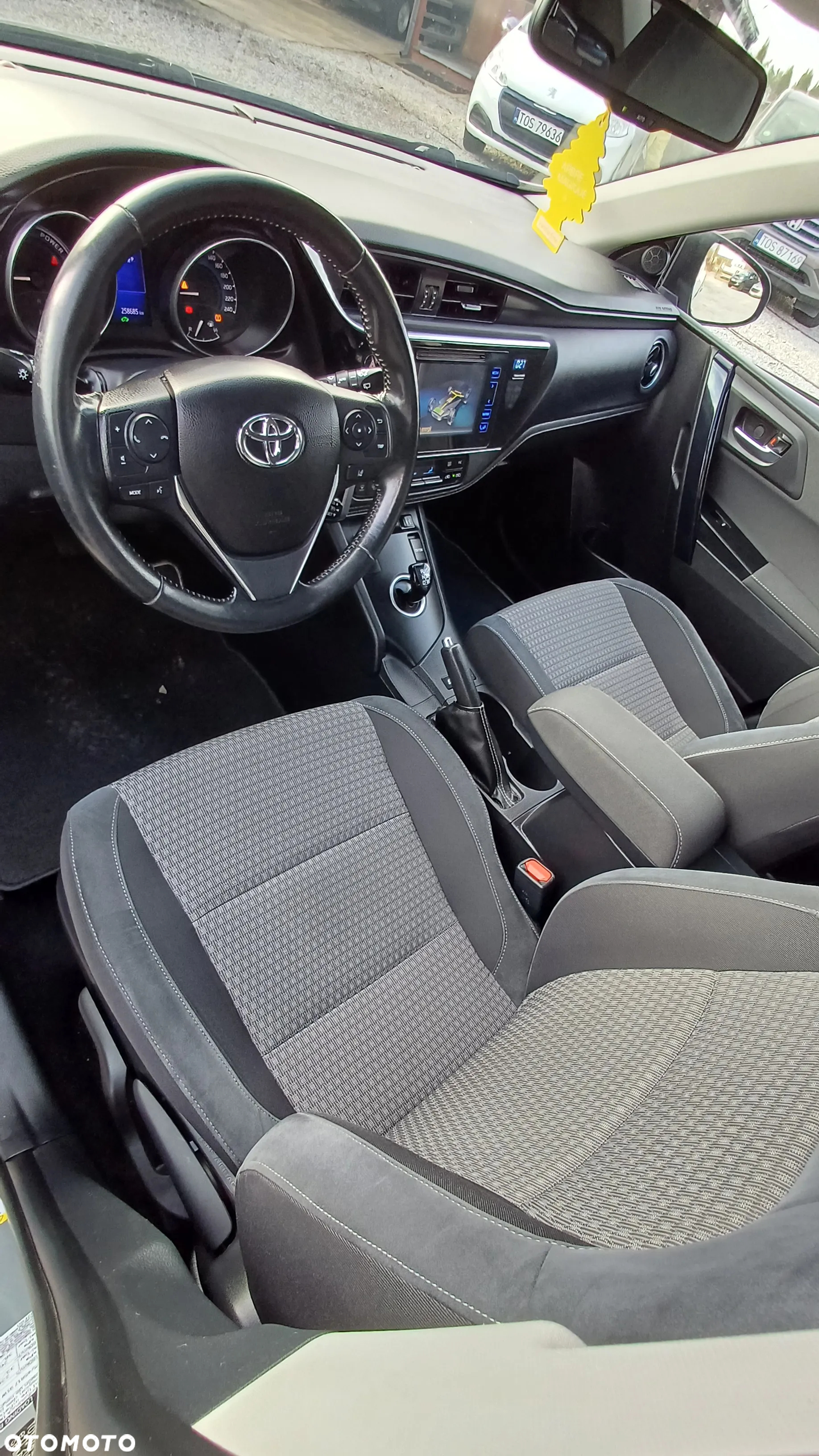 Toyota Auris 1.8 VVT-i Hybrid Automatik Executive - 20