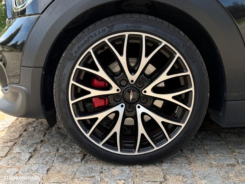 MINI Countryman John Cooper Works ALL4 - 5