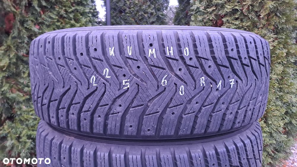 Opony zimowe Kumho WinterCraft SUV ice WS31 225/60 R17 - 2