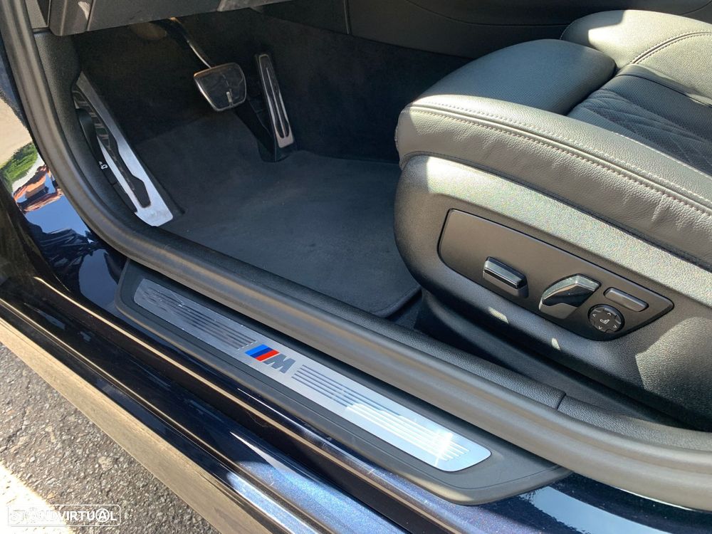BMW 530 e Pack Desportivo M Pro - 10
