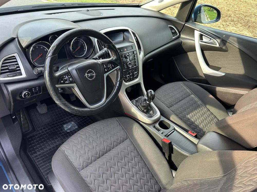 Opel Astra 1.4 Turbo Cosmo - 17