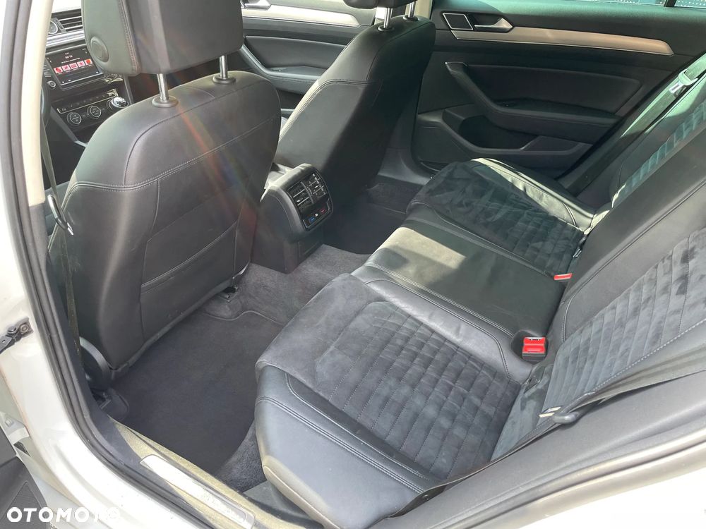 Volkswagen Passat 2.0 TDI (BlueMotion Technology) Highline - 5