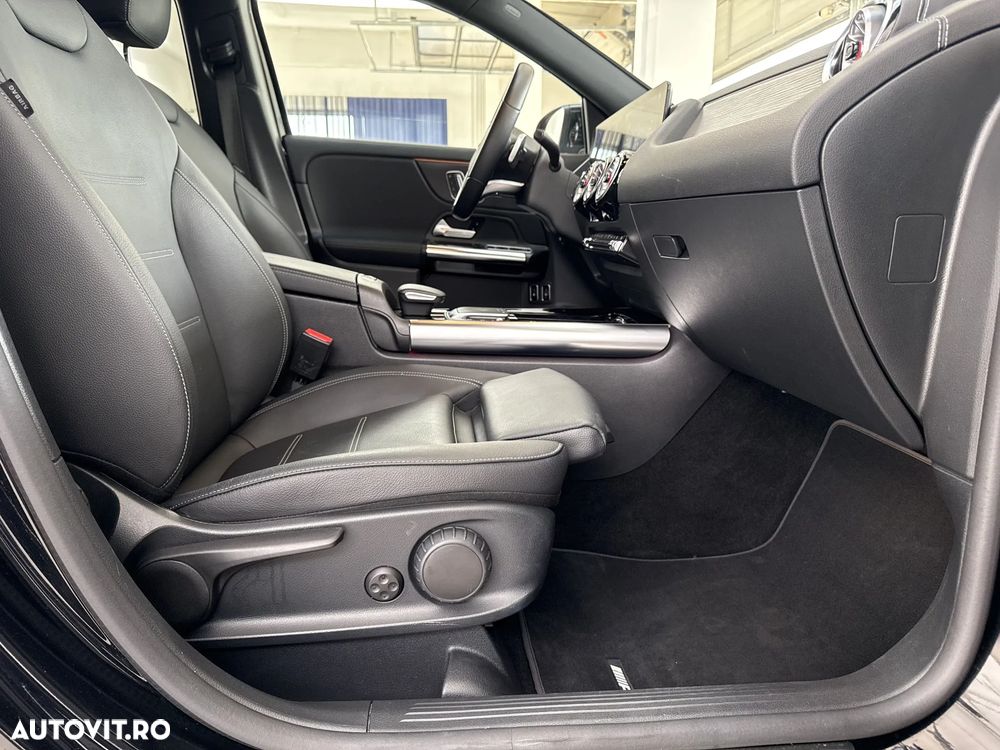 Mercedes-Benz GLA 250 e - 13
