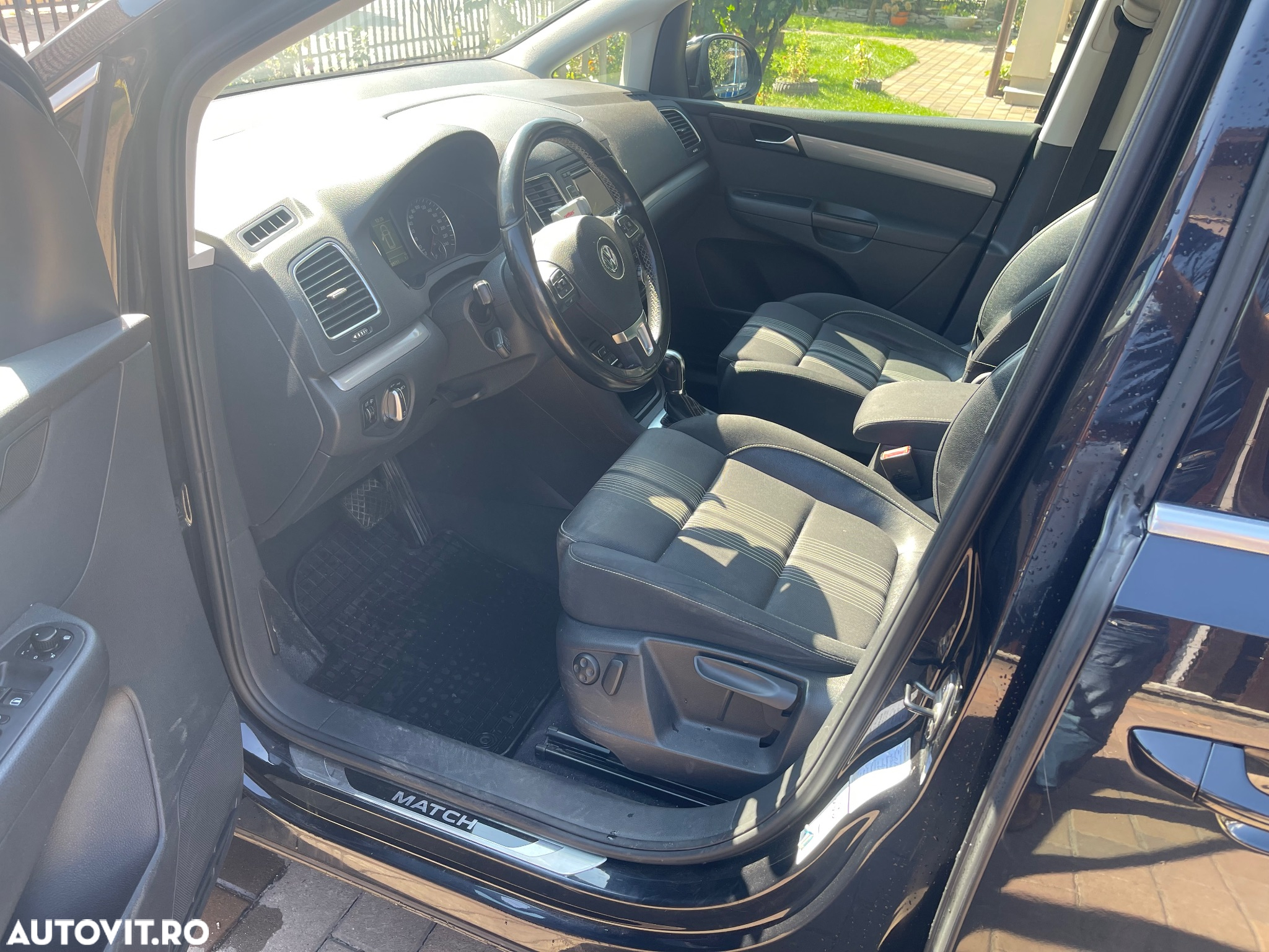 Volkswagen Sharan 2.0 TDI DSG BlueMotion Technology Highline - 11