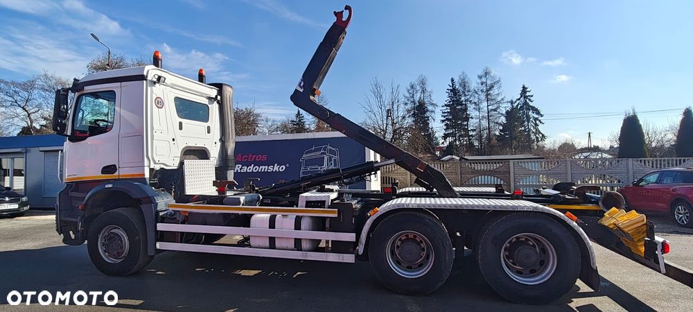 Mercedes-Benz AROCS 2545. 6x4 HAKOWIEC 20 ton - 3