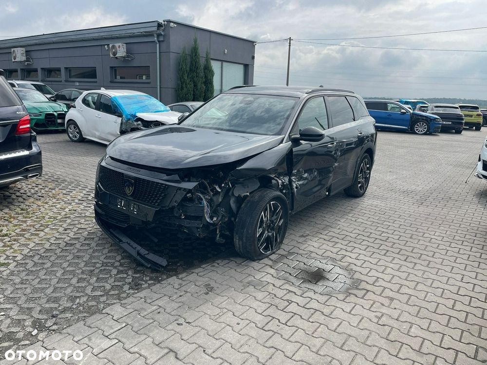 Peugeot 5008 1.2 PureTech mHEV Allure Pack S&S e-DCS6 - 4