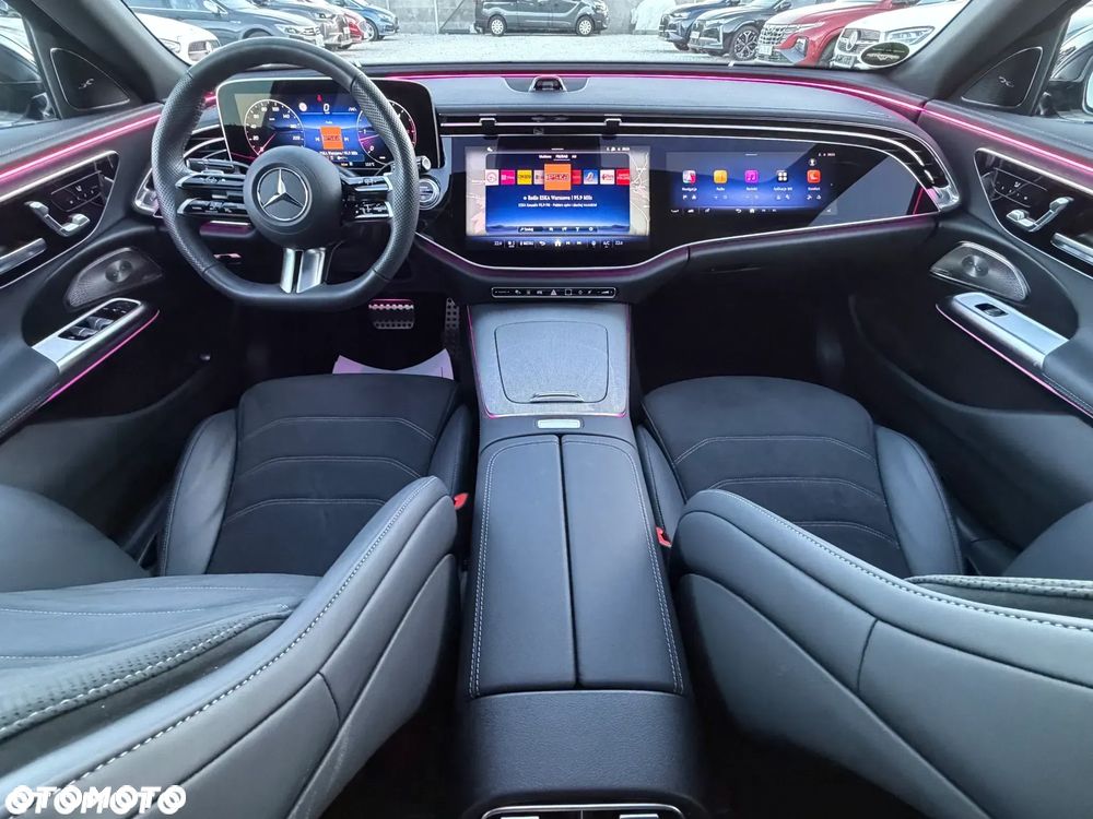 Mercedes-Benz Klasa E 220 d 4Matic 9G-TRONIC - 33