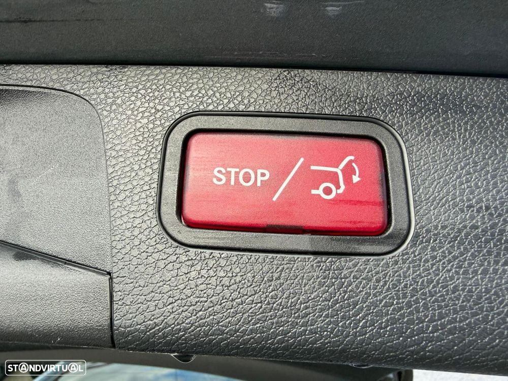 Mercedes-Benz E 300 de Avantgarde - 14