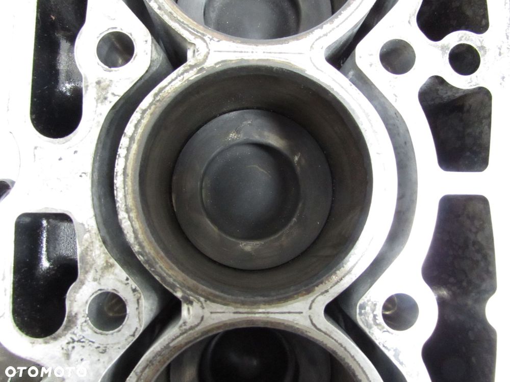 VOLVO S60 V60 V70 S80 1.6 D D2 06- BLOK SILNIKA BV6Q-6010-AA KPL - 10