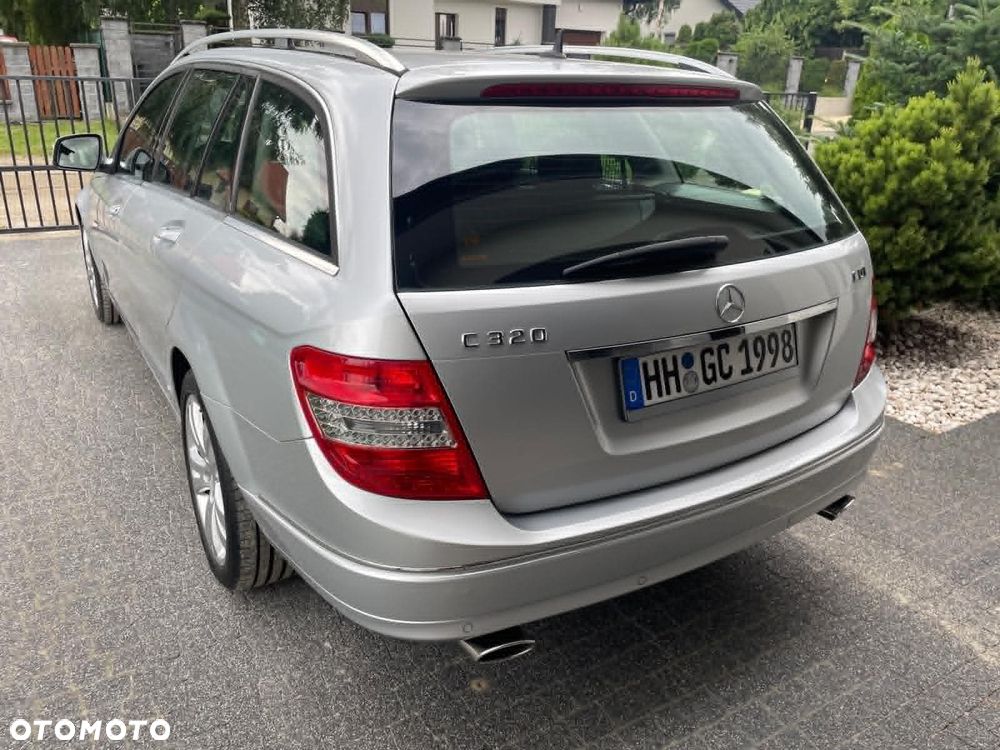 Mercedes-Benz Klasa C 320 CDI 7G-TRONIC Avantgarde - 4