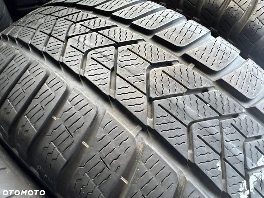 245/50r19 Pirelli SottoZero 3 RSC_5,5mm_2szt_(83) - 4