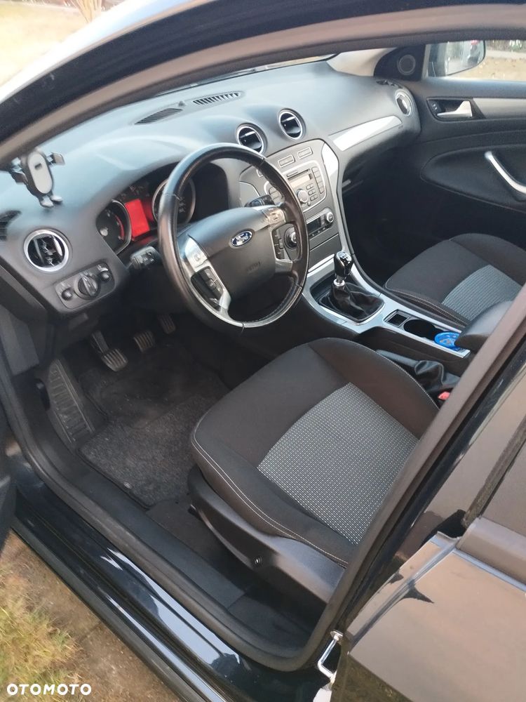 Ford Mondeo 1.6 TDCi Cool & Sound - 5