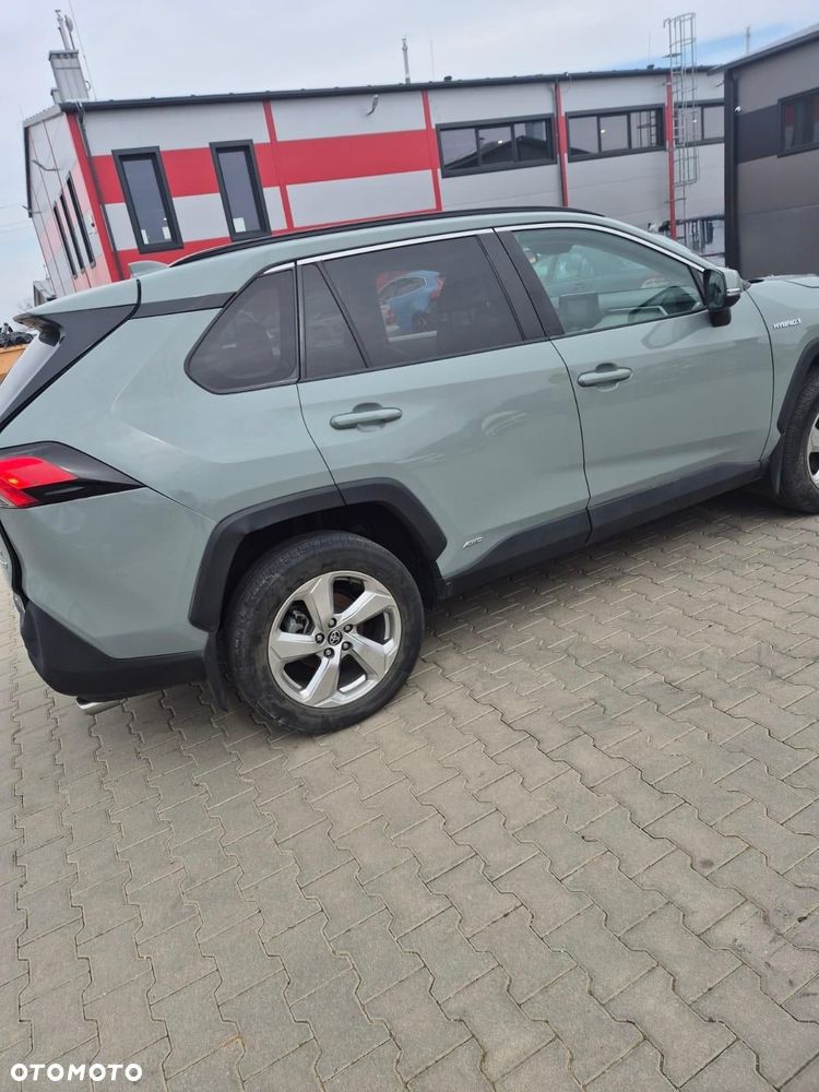 Toyota RAV4 - 4