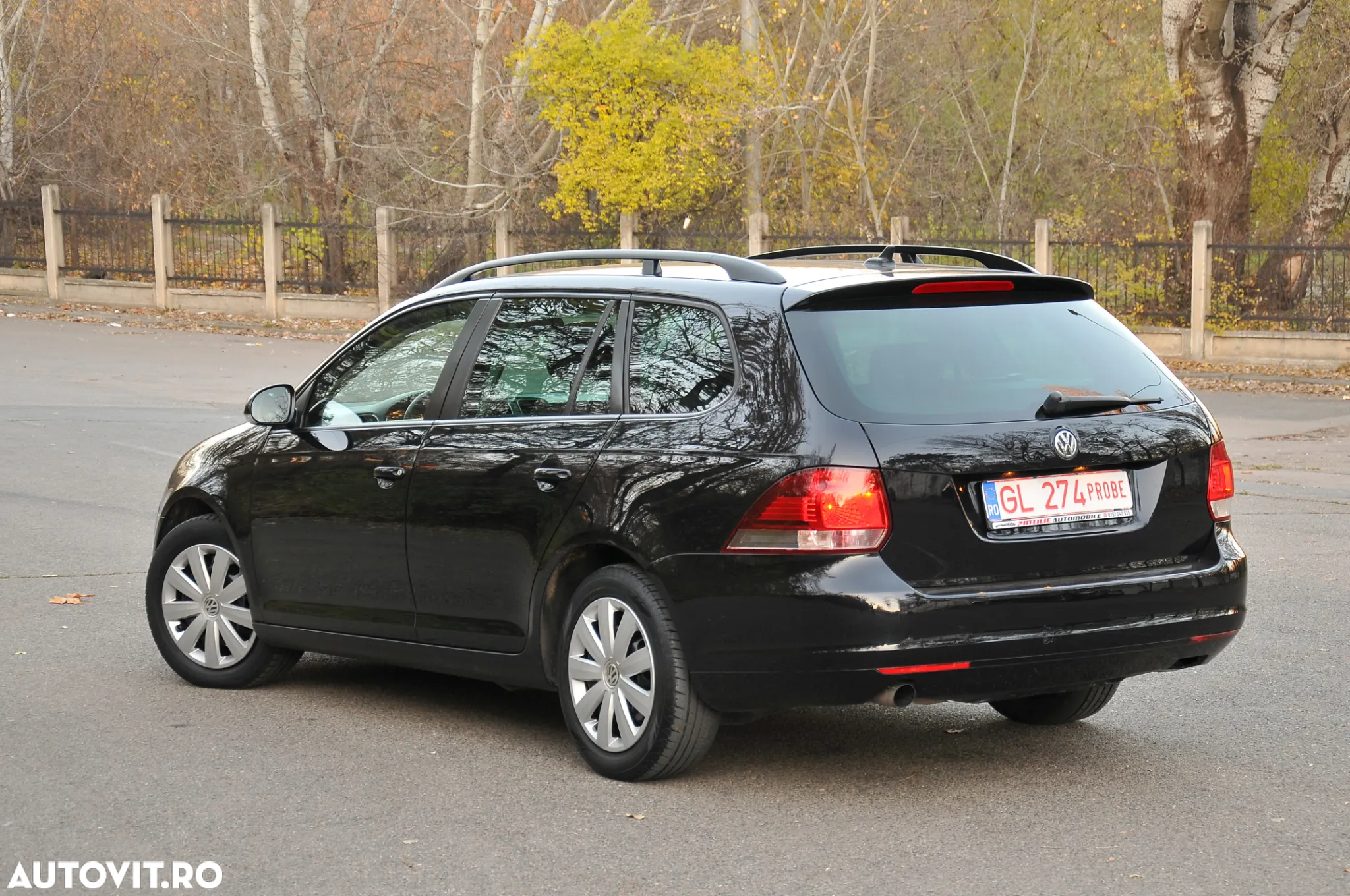 Volkswagen Golf 1.6 TDI BlueMotion Technology Comfortline - 2