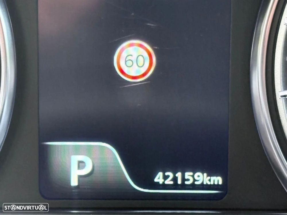 Suzuki Vitara 1.5L AGS GLX Strong Hybrid - 8