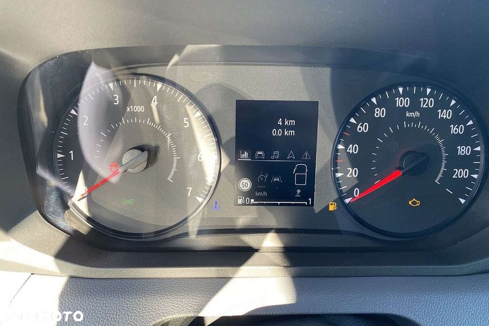Renault Master L2H2 Extra 2.0 150KM - 11