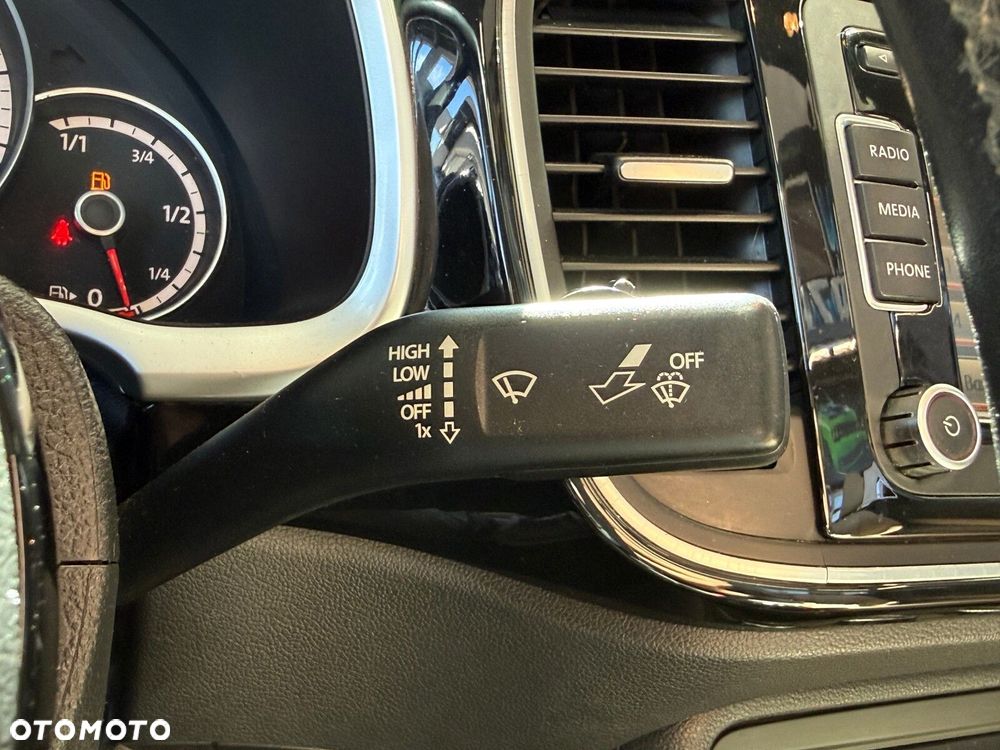 Volkswagen Beetle - 23