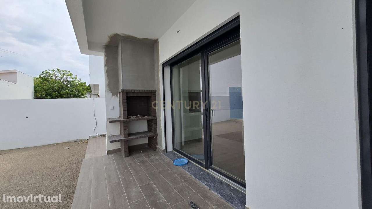 Moradia Nova T4 com Piscina – Quinta Valadares - Grande imagem: 3/25