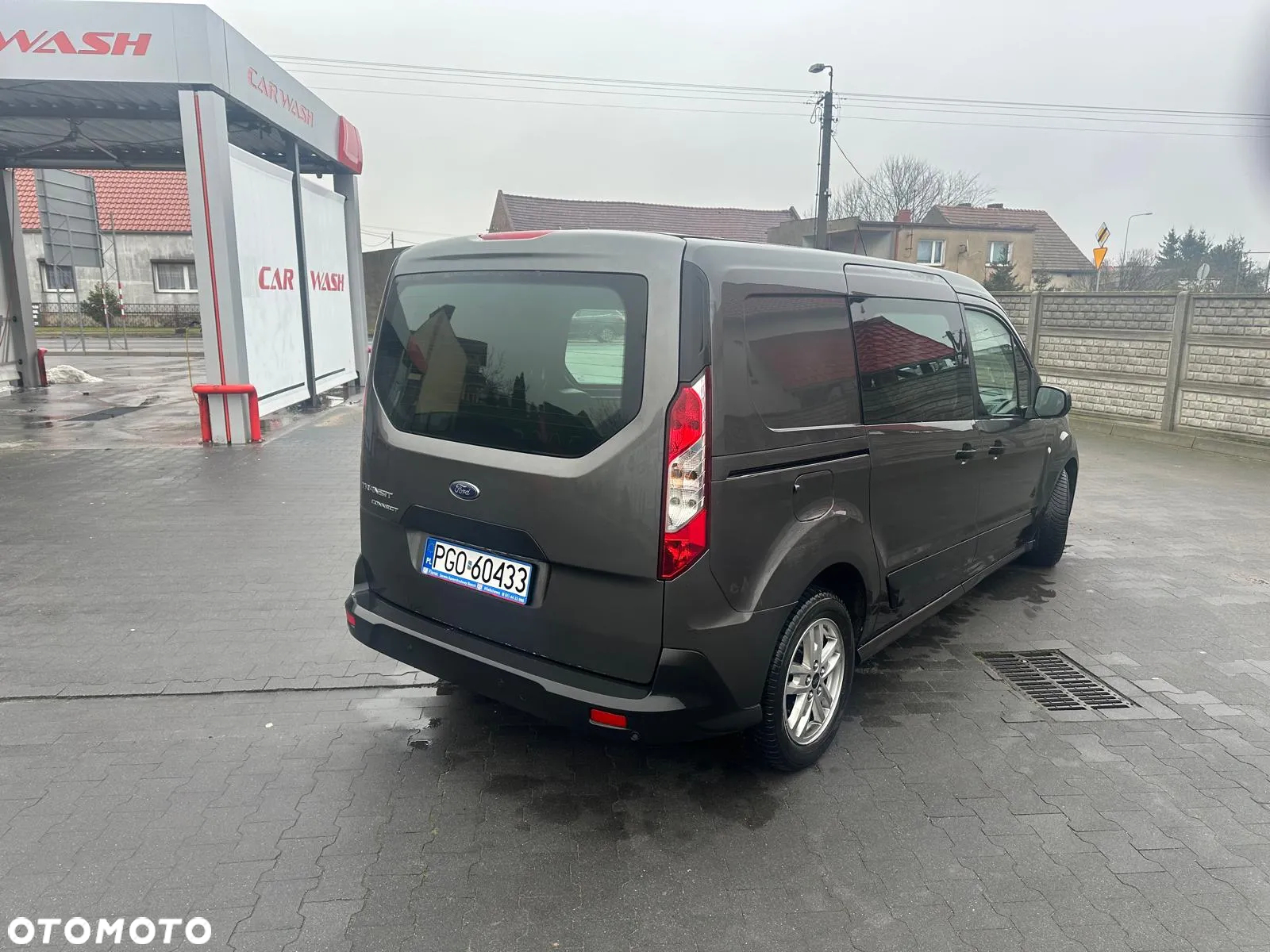 Ford Transit Connect - 4